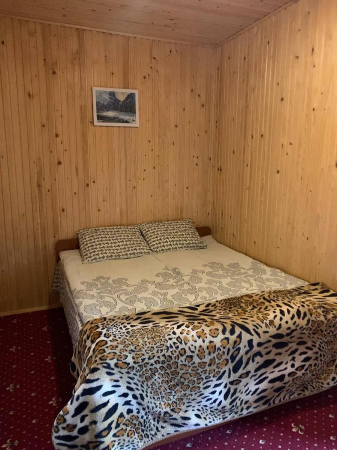 Котедж ,,ТІК Hotel Татарив Екстериор снимка